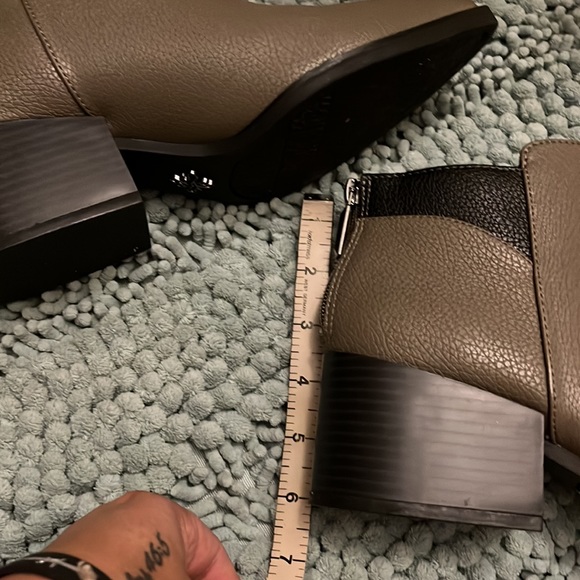 Simply Vera booties - Picture 2 of 7